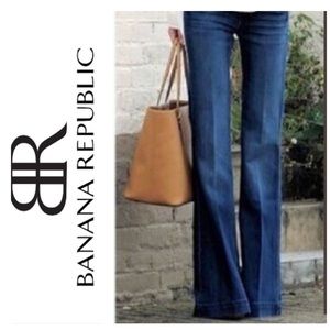 Banana Republic Urban Wide Leg Jean
